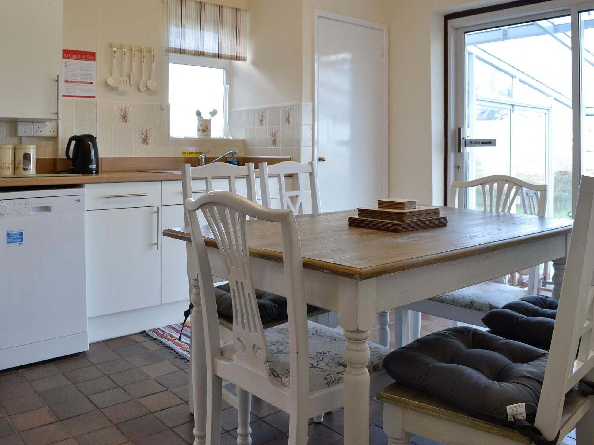 Merryview Bungalow Orcop Dış mekan fotoğraf